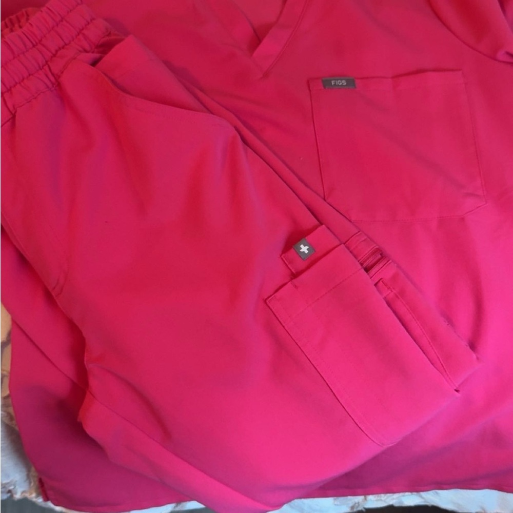 Figs Pink Set